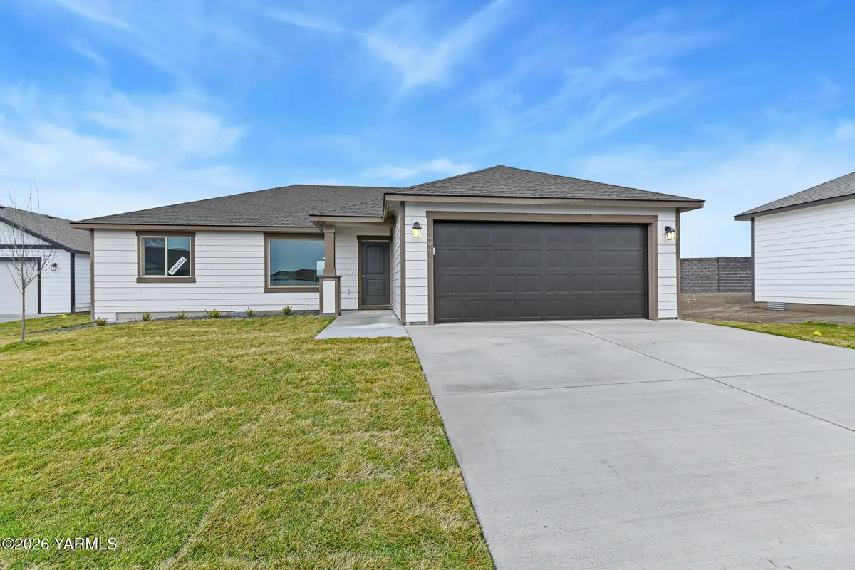 501 Glenwood Ave #(Phase 12 Lot 319) Spec, Grandview, WA 98930 - #1