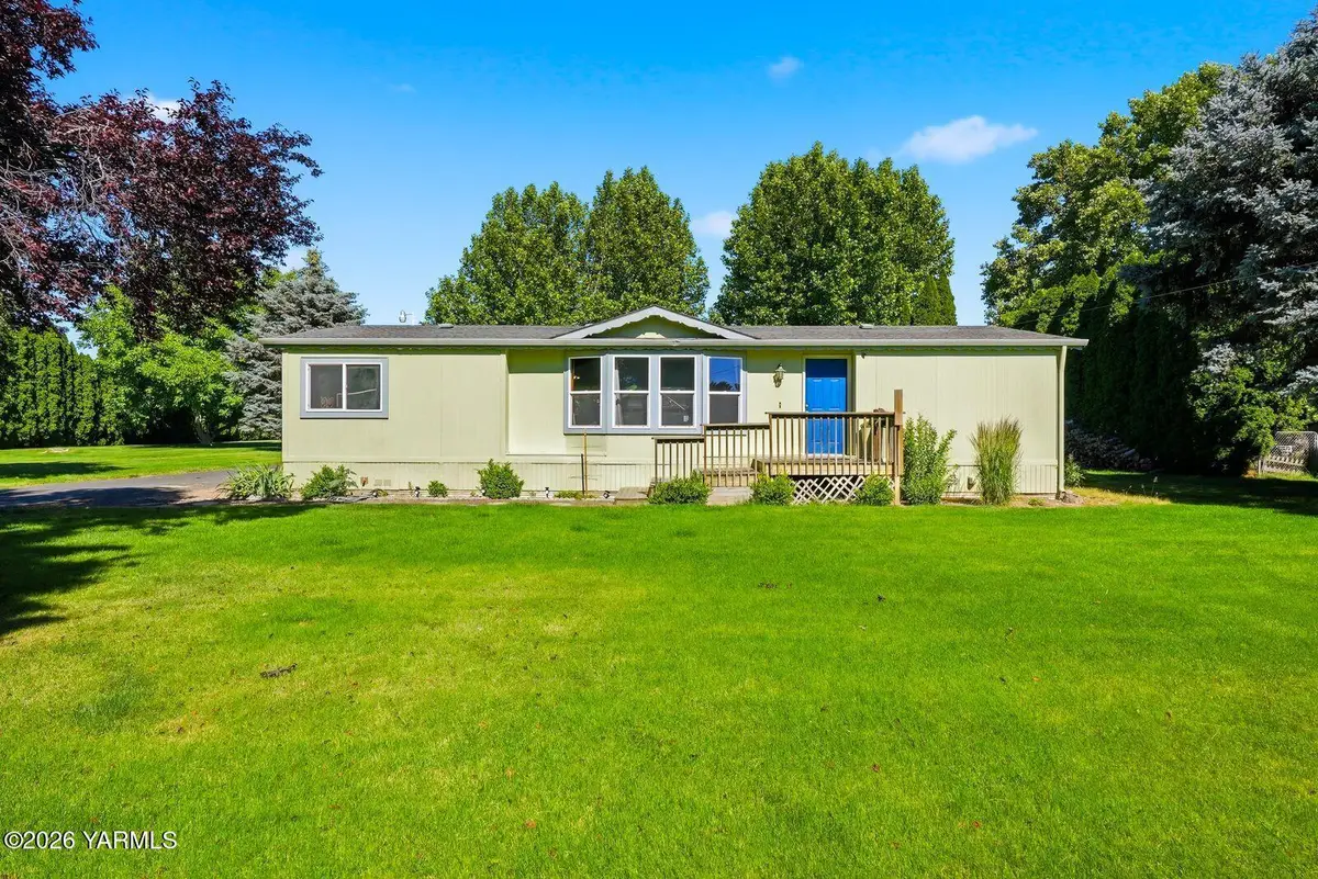 2509 Birchfield Rd, Yakima, WA 98901 - #1