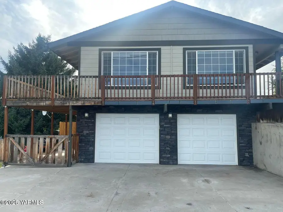 1602 Stein Rd, Yakima, WA 98908 - #2