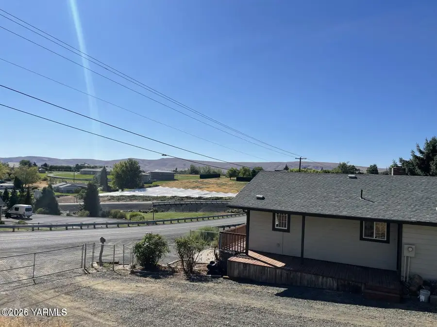 1602 Stein Rd, Yakima, WA 98908 - #3