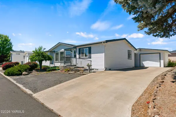3701 Gun Club Rd #101, Yakima, WA 98901