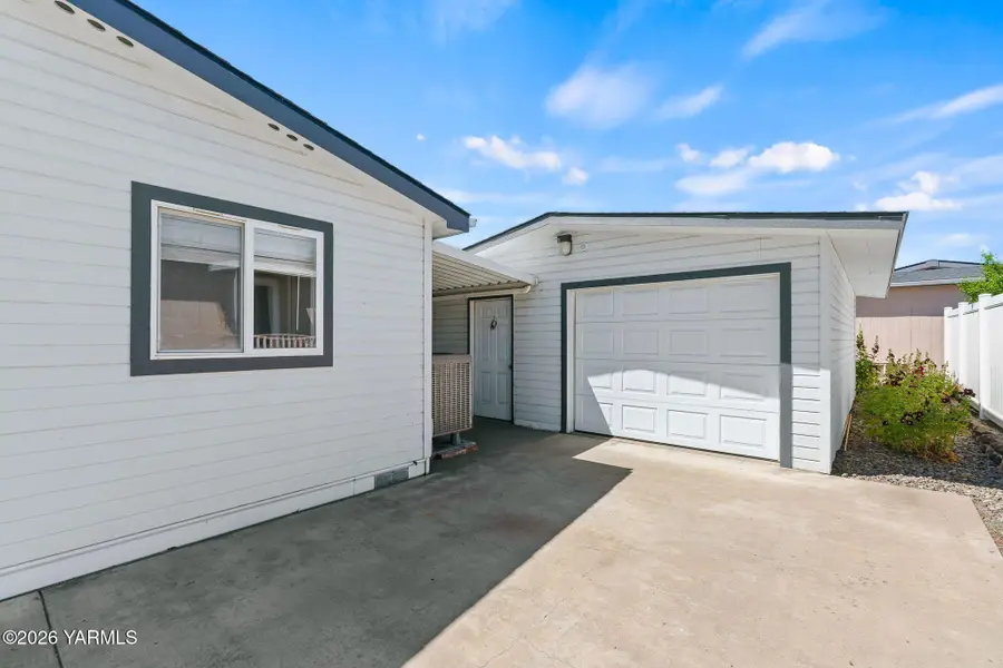 3701 Gun Club Rd #101, Yakima, WA 98901 - #2