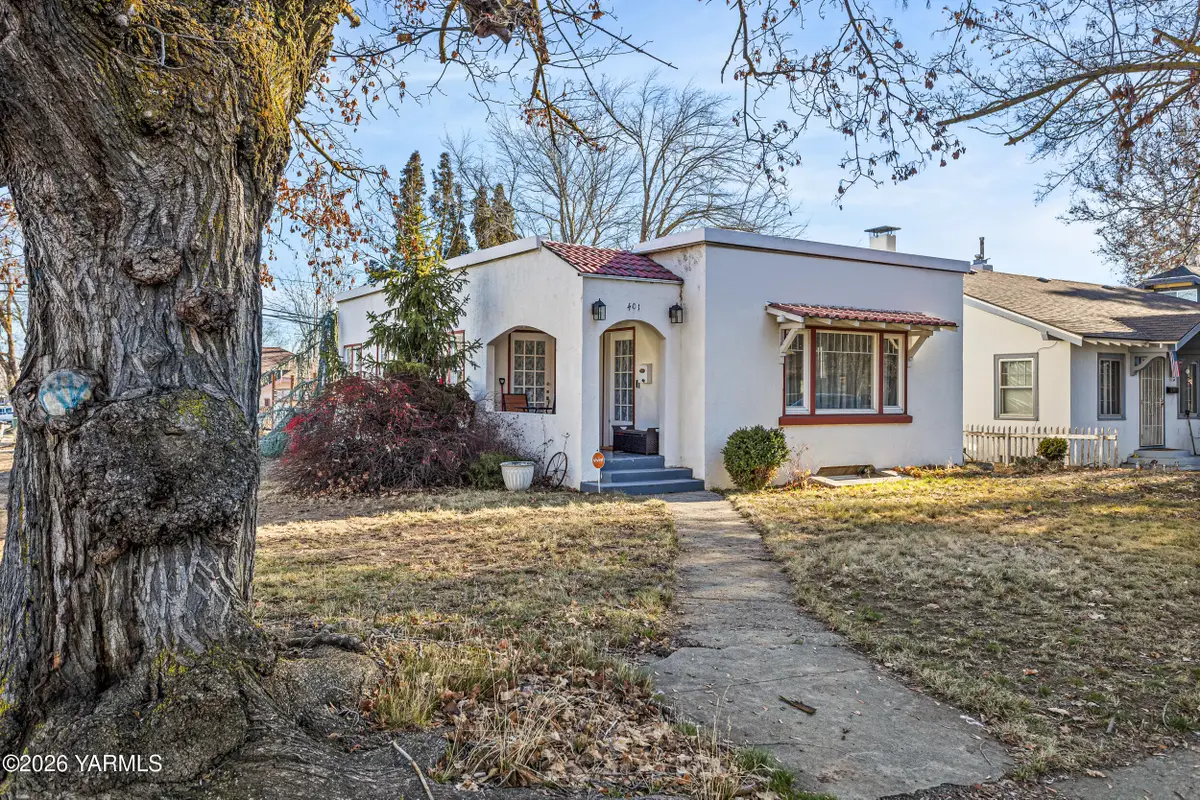 401 S 17th Ave, Yakima, WA 98902 - #1