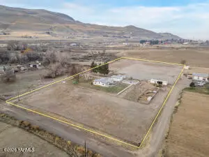 35208 NW 140 Pr Nw Rd, Benton City, WA 99320 - #2