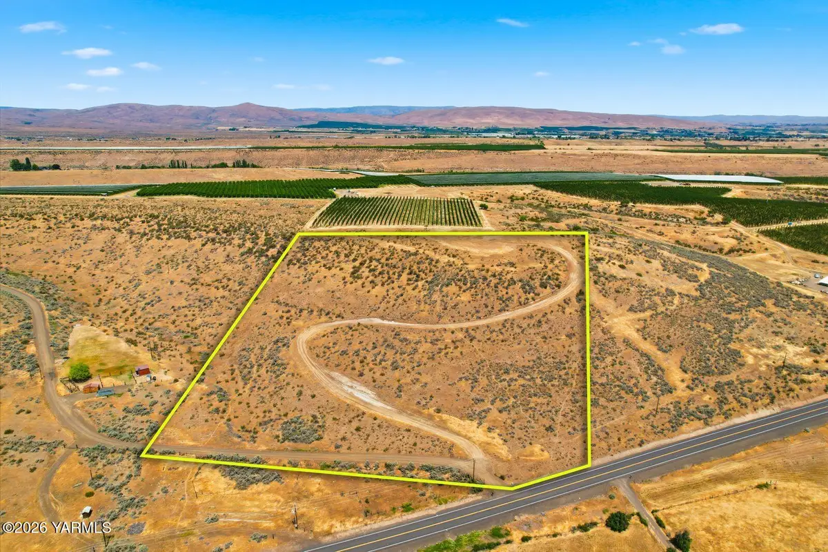 17011 Ahtanum Rd, Yakima, WA 98903 - #1