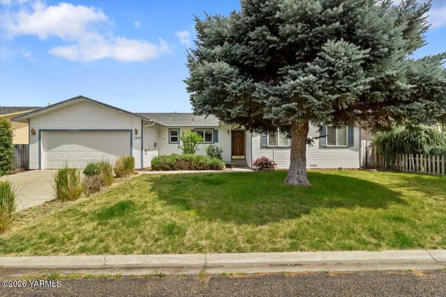 1709 Fremont Dr, Yakima, WA 98908 - #2