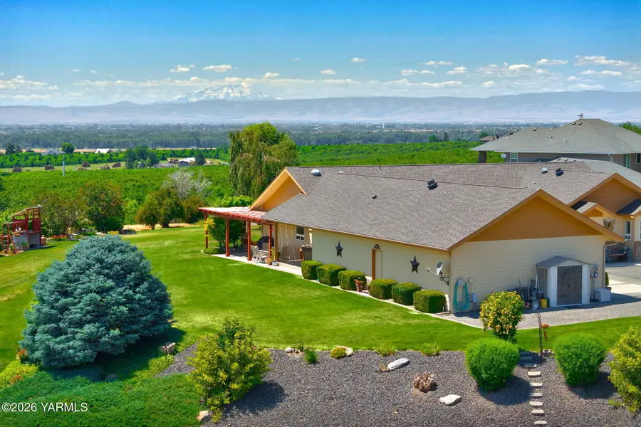 347 Ballard Rd, Zillah, WA 98953 - #3