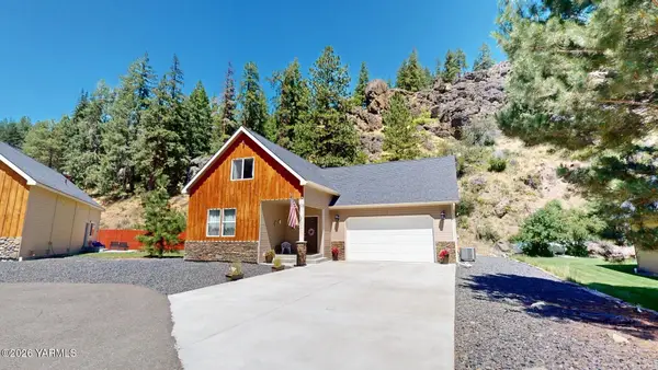 16331 Hiway 410 Rd, Naches, WA 98937