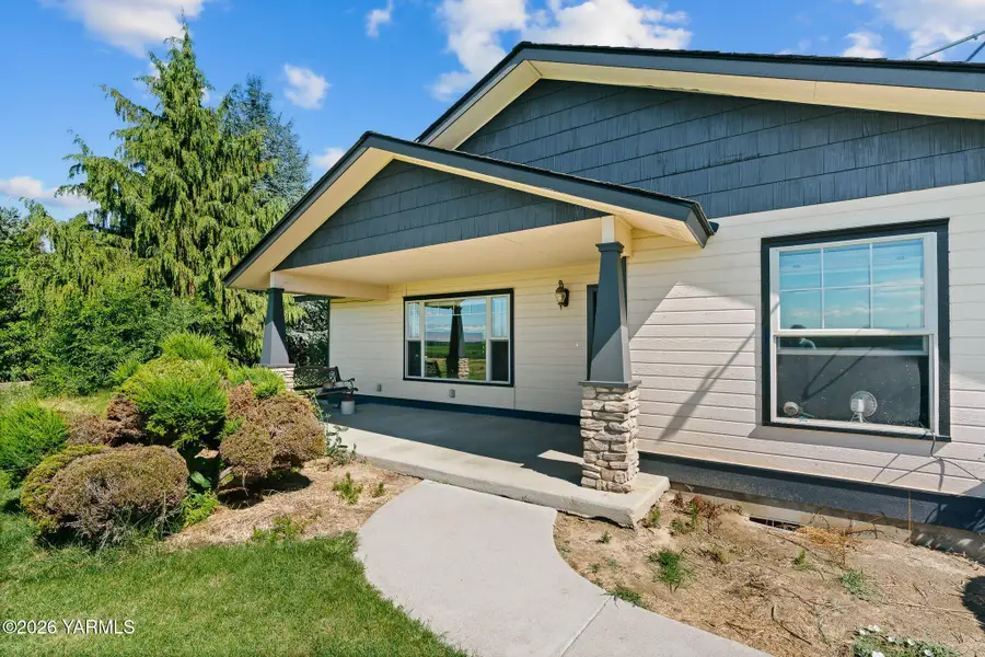 788 Zickler Rd, Zillah, WA 98953 - #2