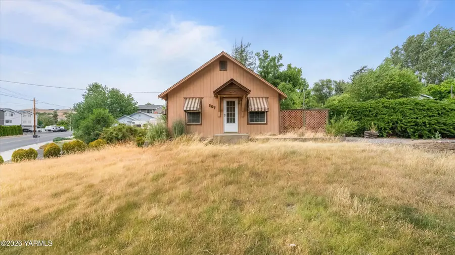 507 Speyers Rd, Selah, WA 98942 - #2