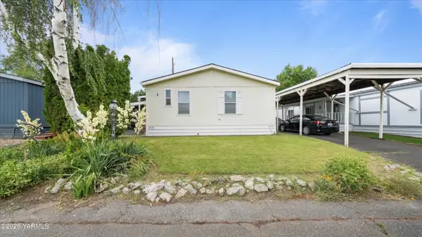 1130 N Wenas Rd #3, Selah, WA 98942