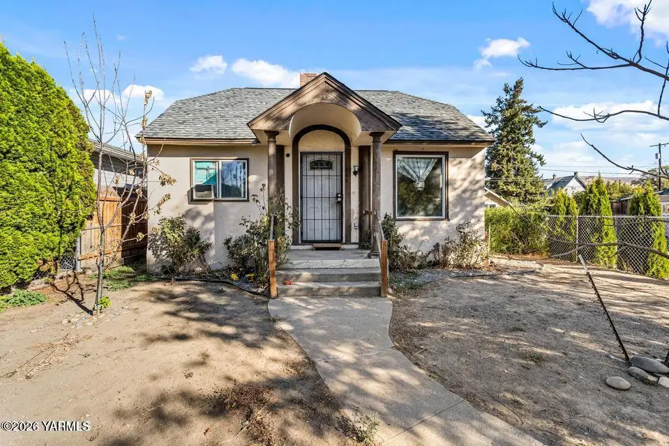 1215 Cherry Ave, Yakima, WA 98902 - #1