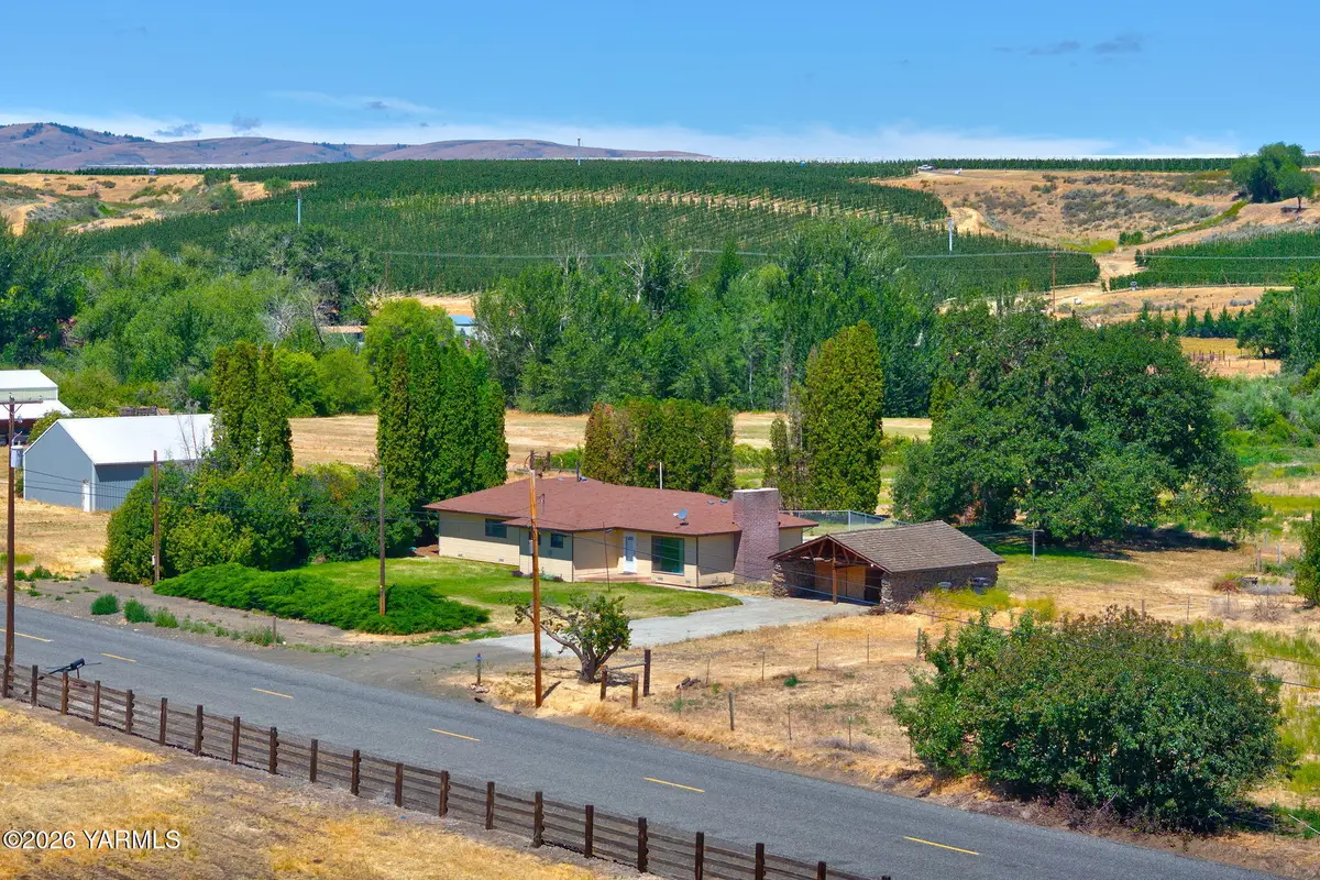15791 Rutherford Rd, Yakima, WA 98903 - #1