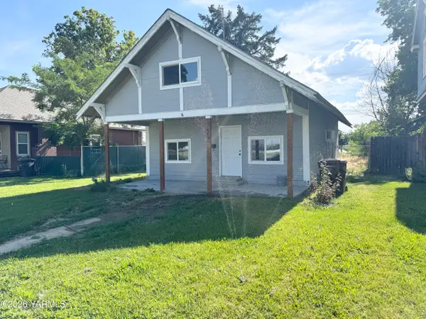 406 S 7th Ave, Yakima, WA 98902