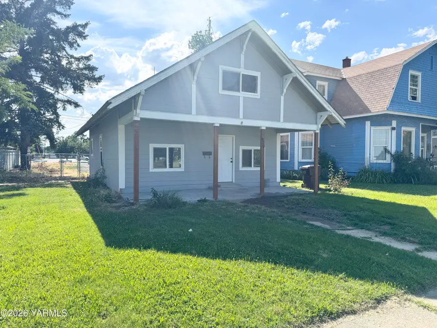 406 S 7th Ave, Yakima, WA 98902 - #3