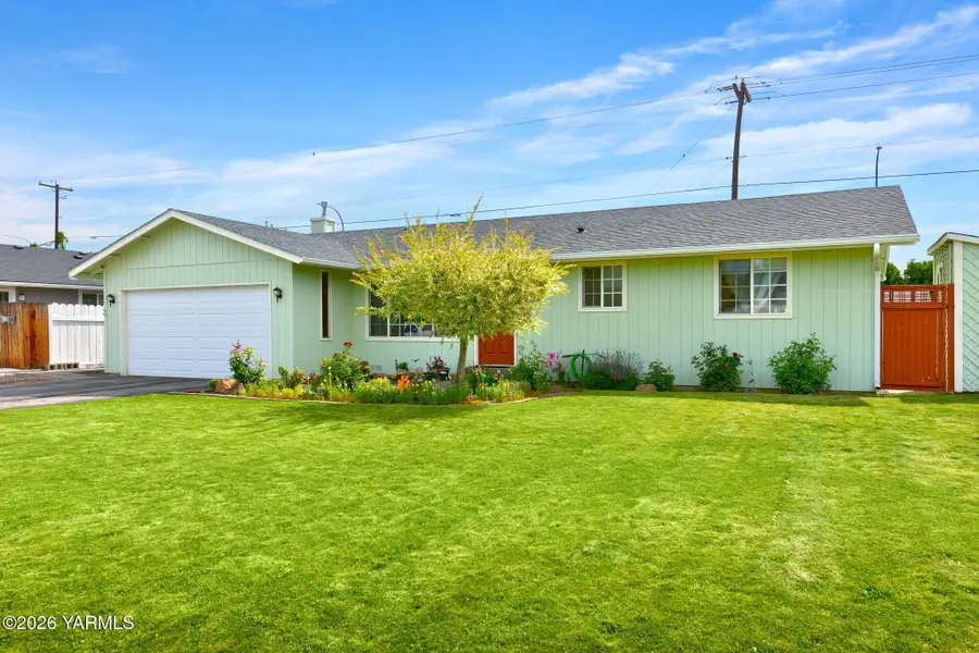 1607 Valley West Ave, Yakima, WA 98908 - #2