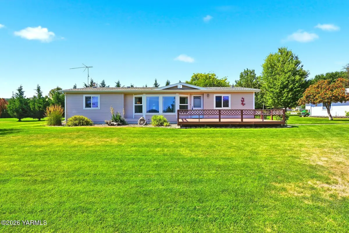 160 Wanabee Ln, Naches, WA 98937 - #1