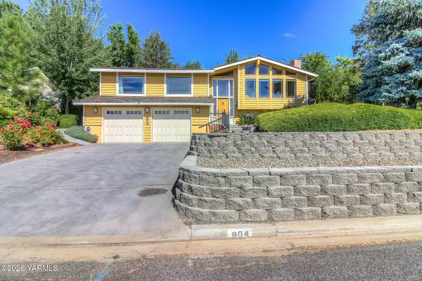 904 N Conestoga Blvd, Yakima, WA 98908