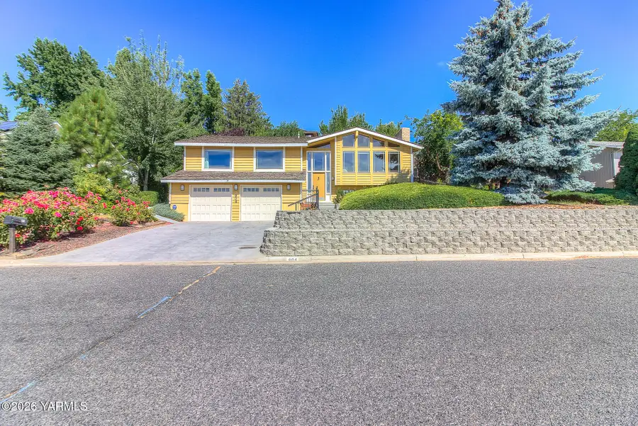 904 N Conestoga Blvd, Yakima, WA 98908 - #3