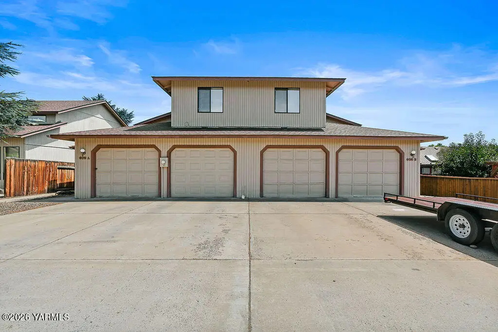 605 S 69th Ave #A & B, Yakima, WA 98908 - #1