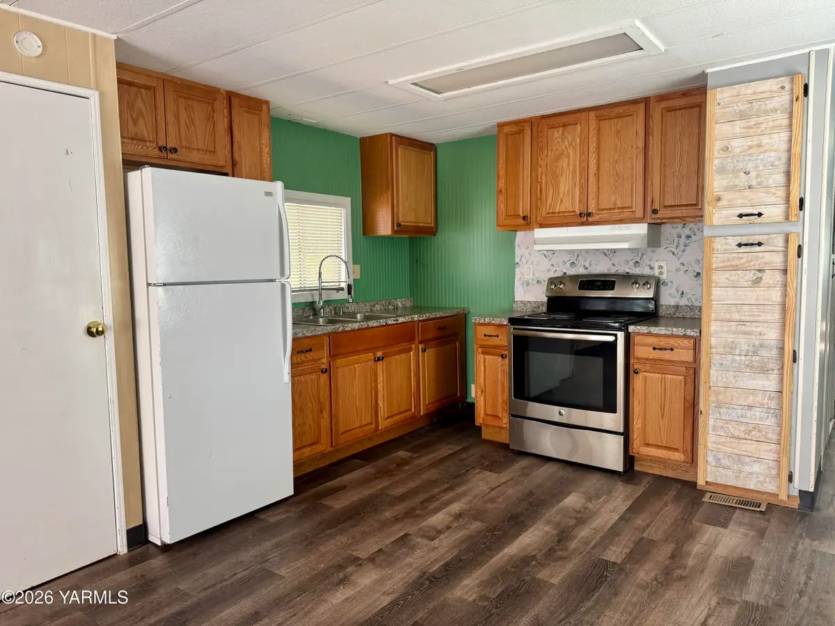 401 Moxee Ave #16, Naches, WA 98937 - #1