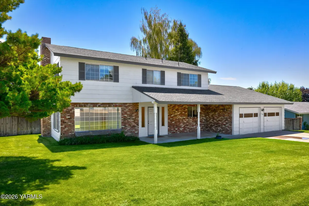 1508 Birch St, Zillah, WA 98953 - #1