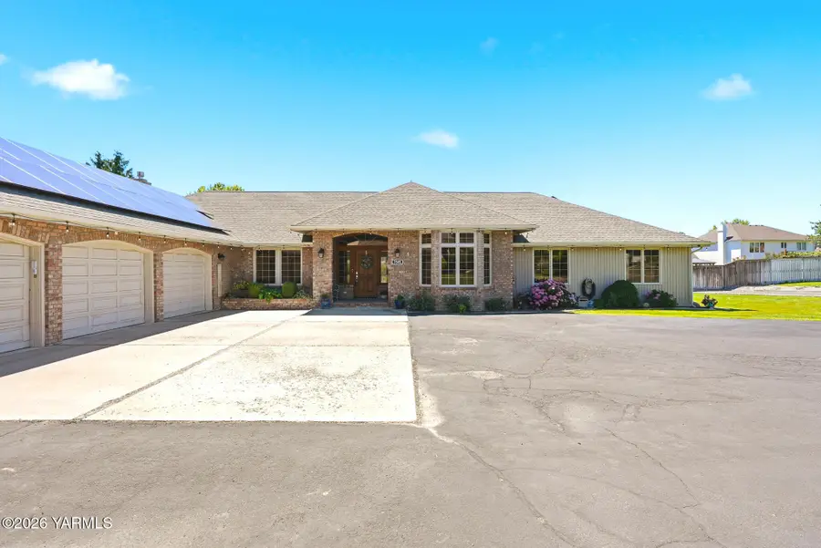 7505 Cascade Ct, Yakima, WA 98908 - #2