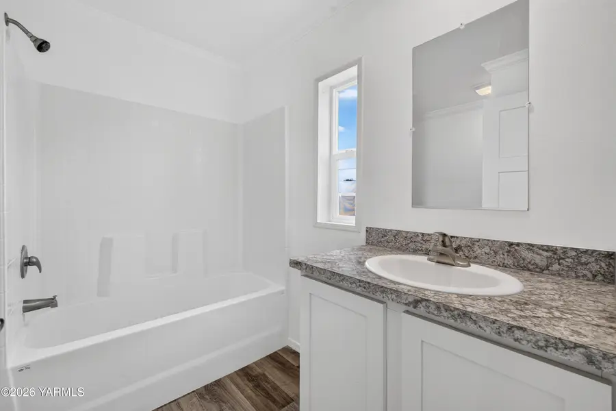 2681 E Edison, Sunnyside, WA 98944 - #2