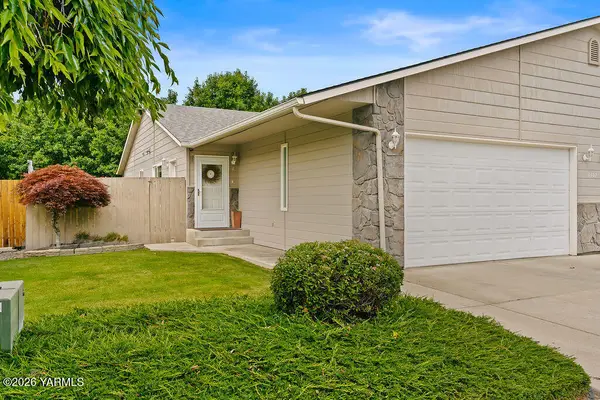 1307 S 75th Ave #1, Yakima, WA 98908