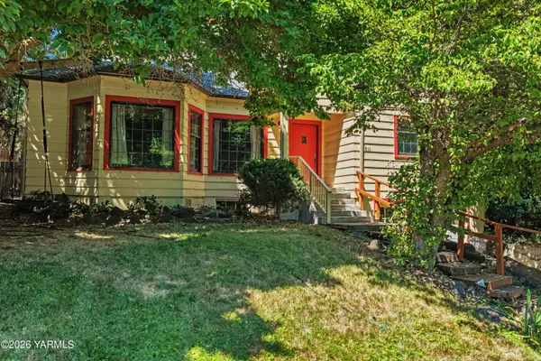 810 S 19th Ave, Yakima, WA 98902