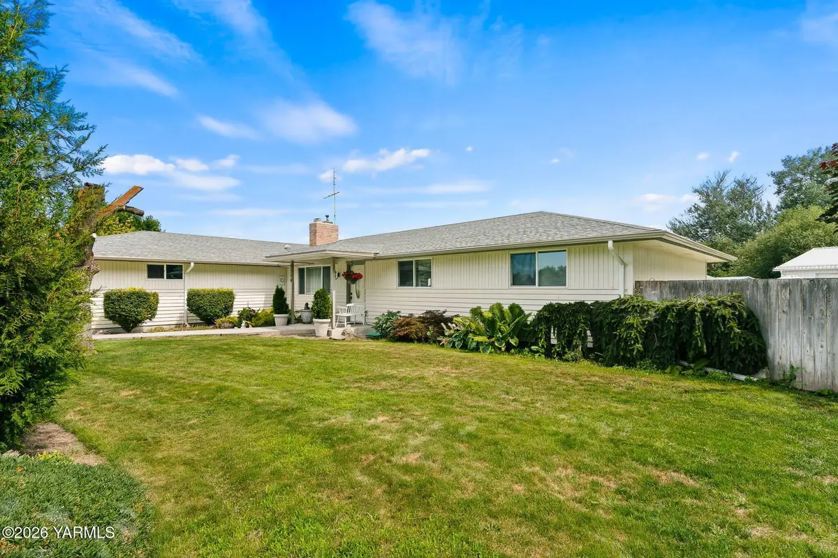 7504 Skyview Ct, Yakima, WA 98903 - #1