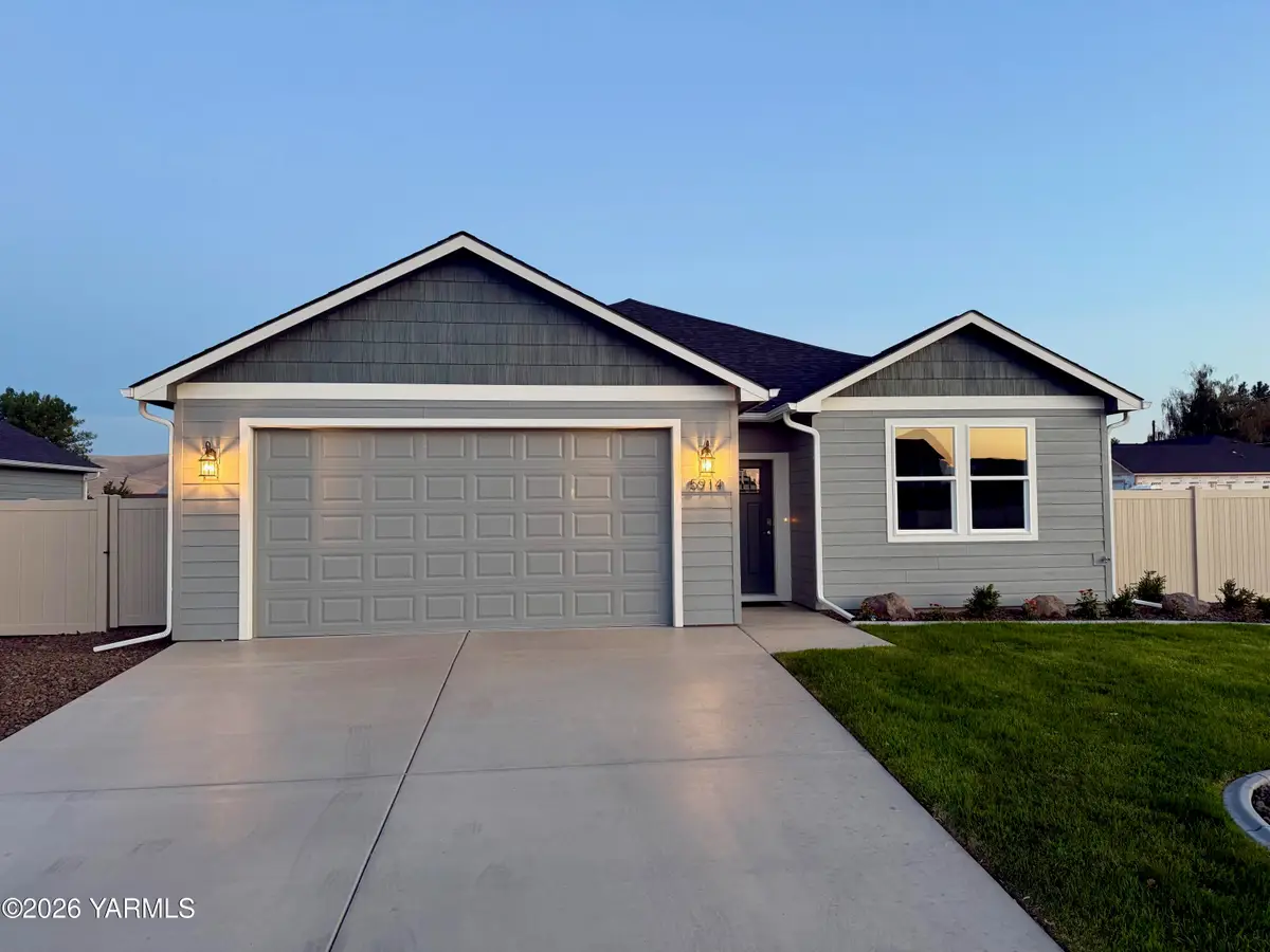 5914 Crestfields Rd, Yakima, WA 98903 - #1