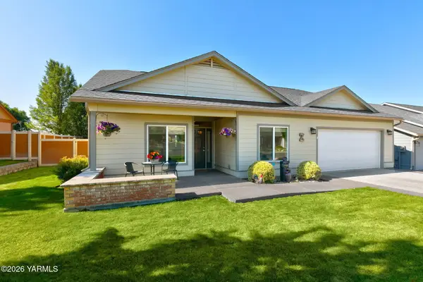 4002 Seasons Pky, Yakima, WA 98901