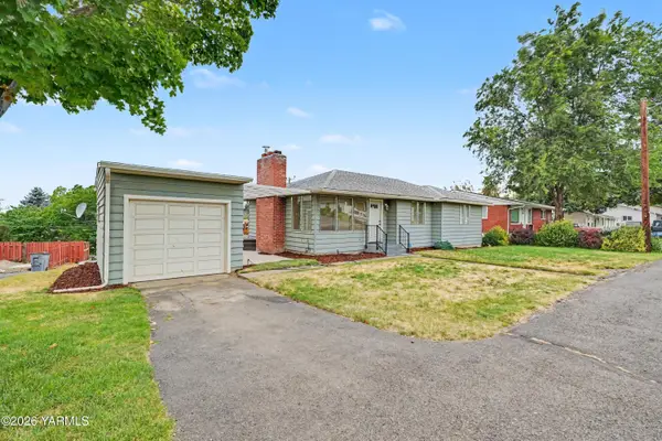 206 Sunset Way, Zillah, WA 98953