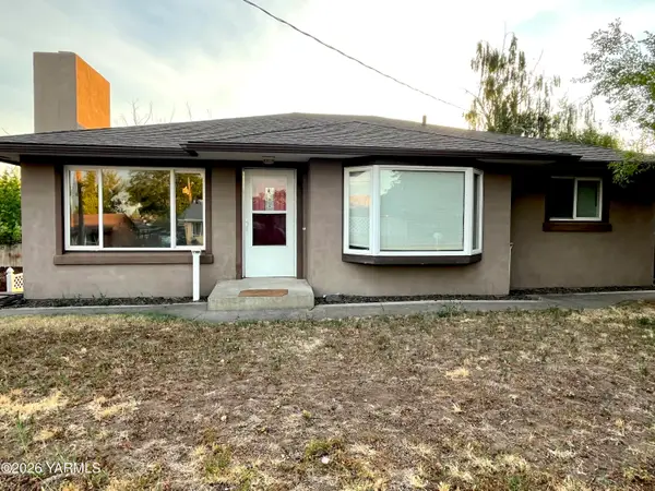 1312 S 44th Ave, Yakima, WA 98908