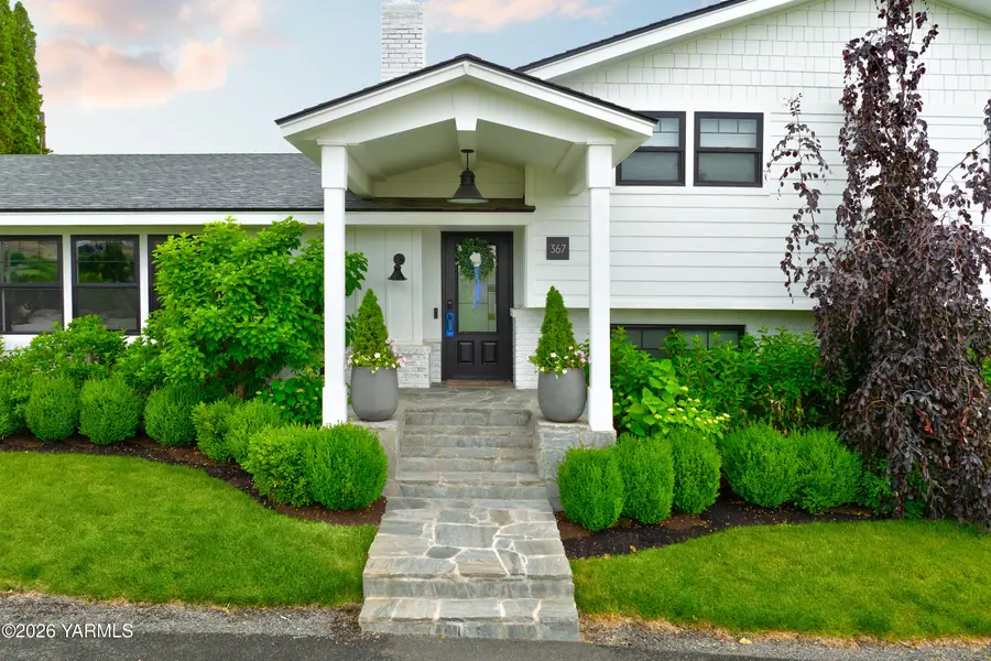 367 Baker Rd, Selah, WA 98942 - #2