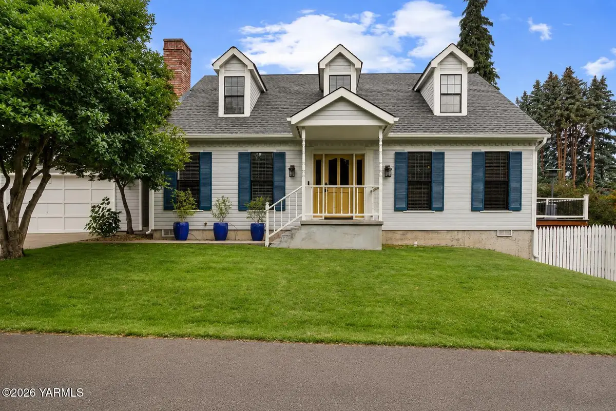 1909 W Yakima Ave, Yakima, WA 98902 - #1