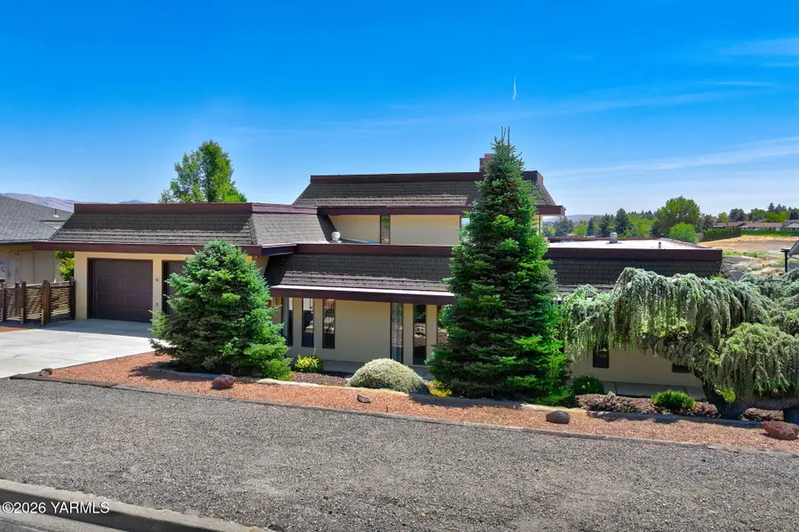 903 Conestoga Blvd, Yakima, WA 98908 - #3