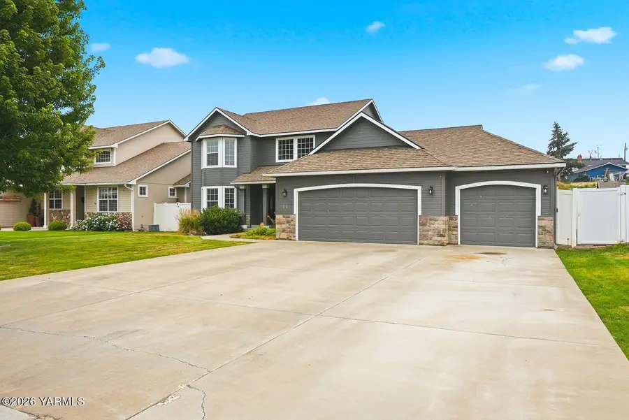 7404 W Washington Ave, Yakima, WA 98903 - #2