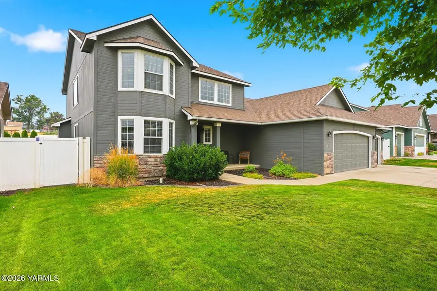 7404 W Washington Ave, Yakima, WA 98903 - #3