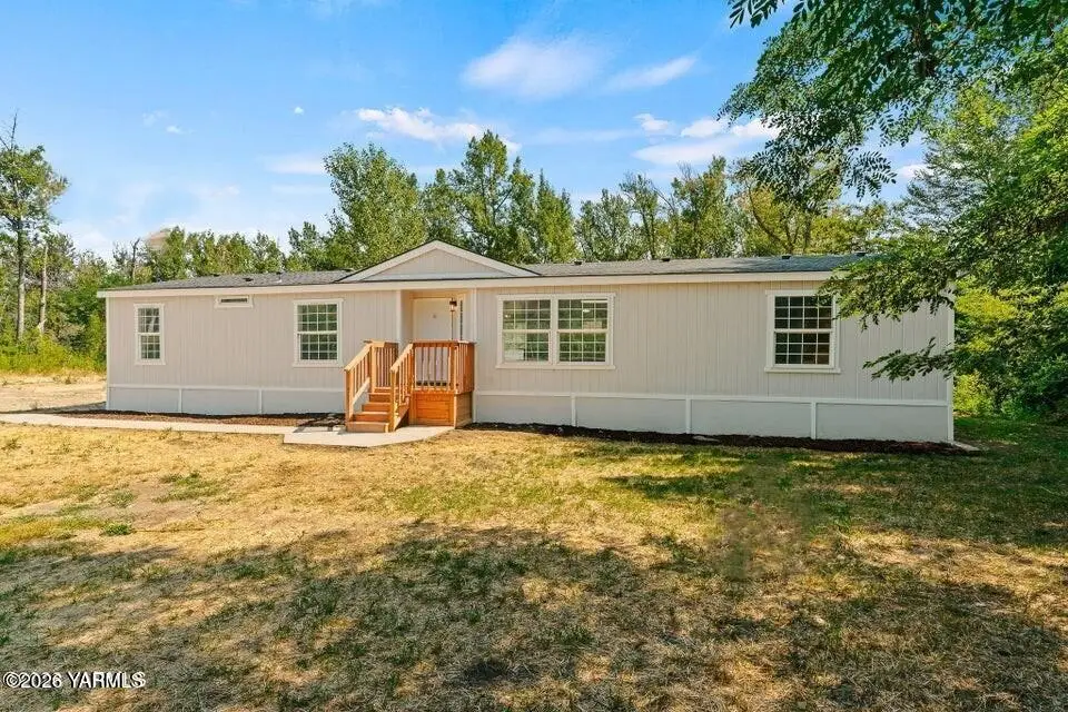 3351 S Naches Rd, Naches, WA 98937 - #1