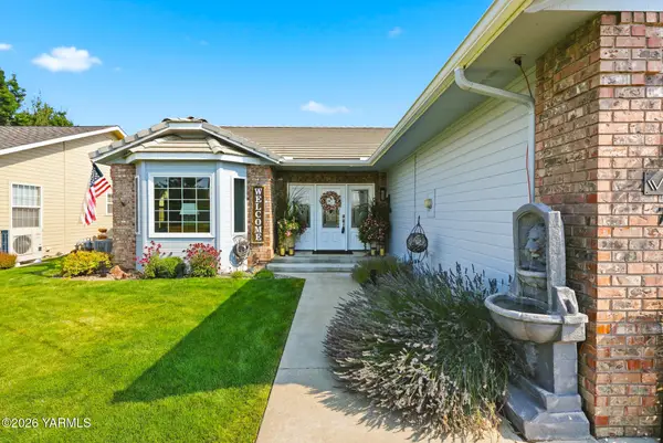 7315 Summitview Ave, Yakima, WA 98908