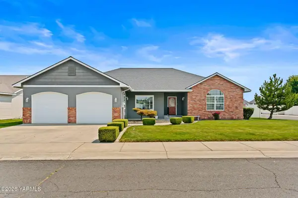1009 S 91st Ave, Yakima, WA 98908