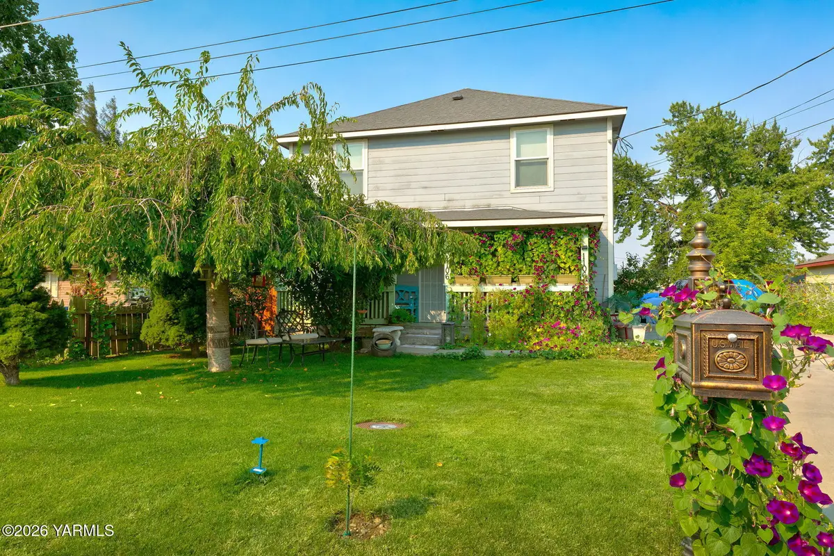 1106 Buwalda Ln, Yakima, WA 98901 - #1