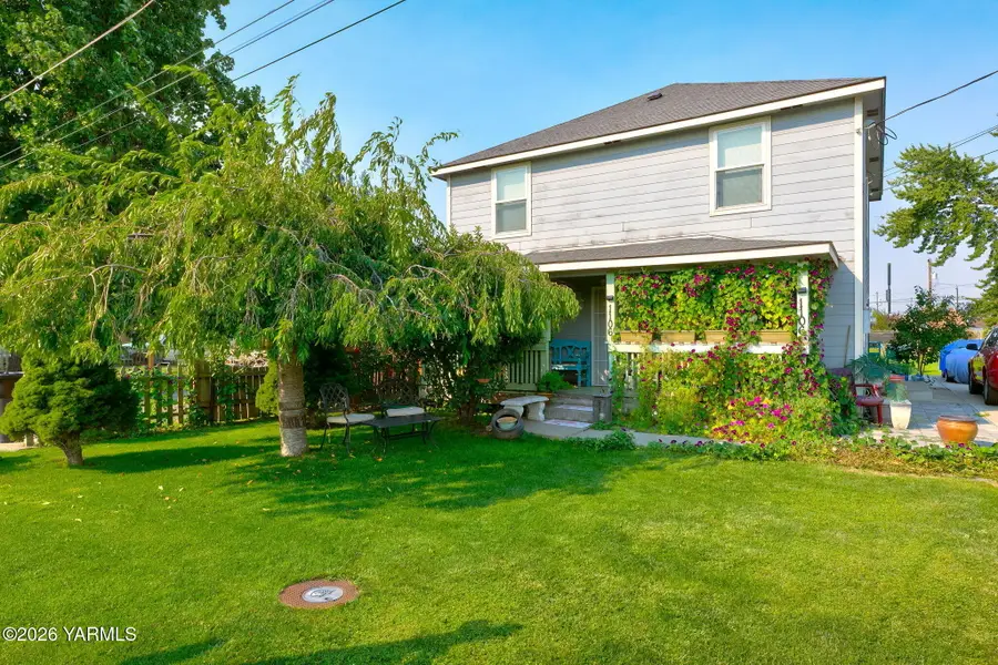 1106 Buwalda Ln, Yakima, WA 98901 - #2