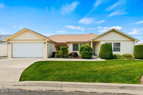 108 N 57th St, Yakima, WA 98901