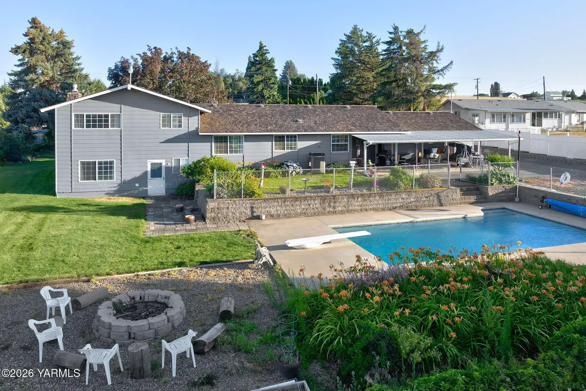 10903 Tieton Dr, Yakima, WA 98908 - #1