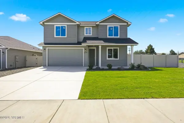 5180 Woolsey Rd, Yakima, WA 98903
