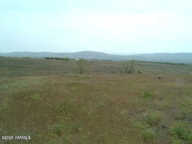 NNA S Fork Rd, Yakima, WA 98908 - #2