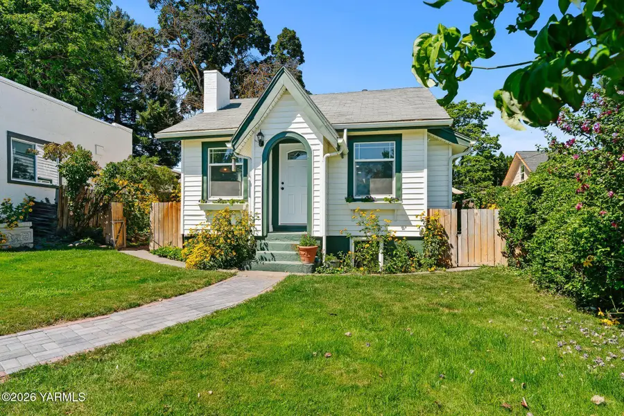 14 Chicago Ave, Yakima, WA 98902 - #3